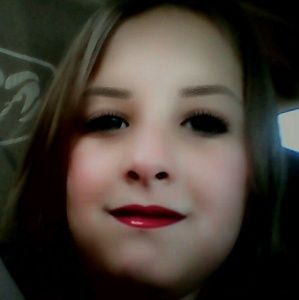 Meet your Posher, Lacy